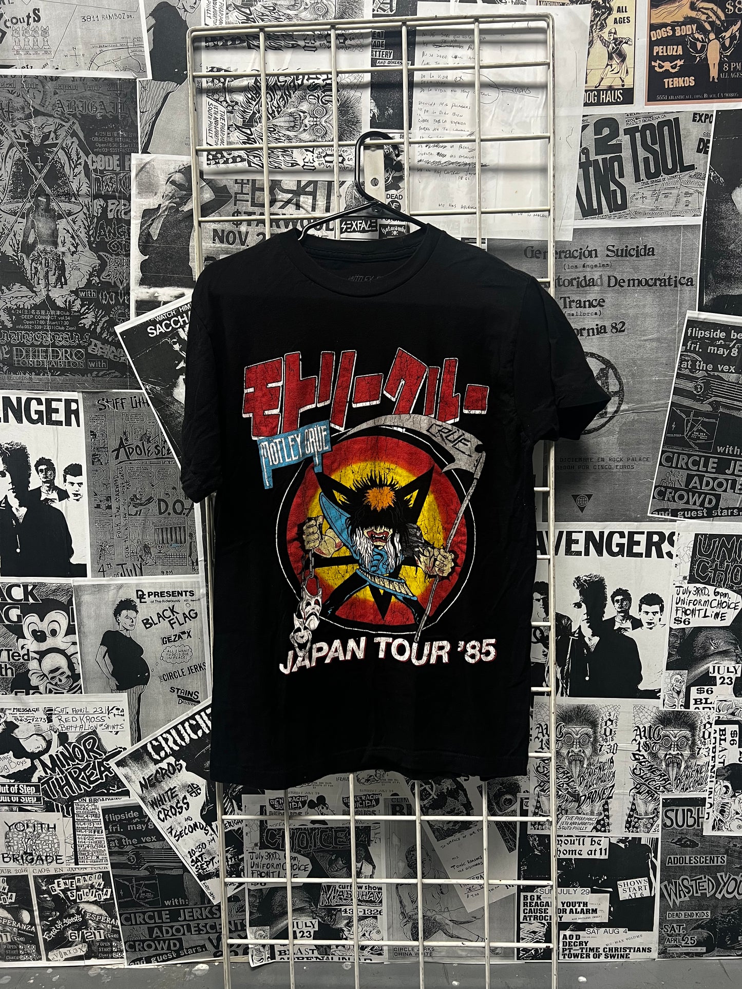 Mötley Crüe Japan ‘85 Shirt • Size Medium
