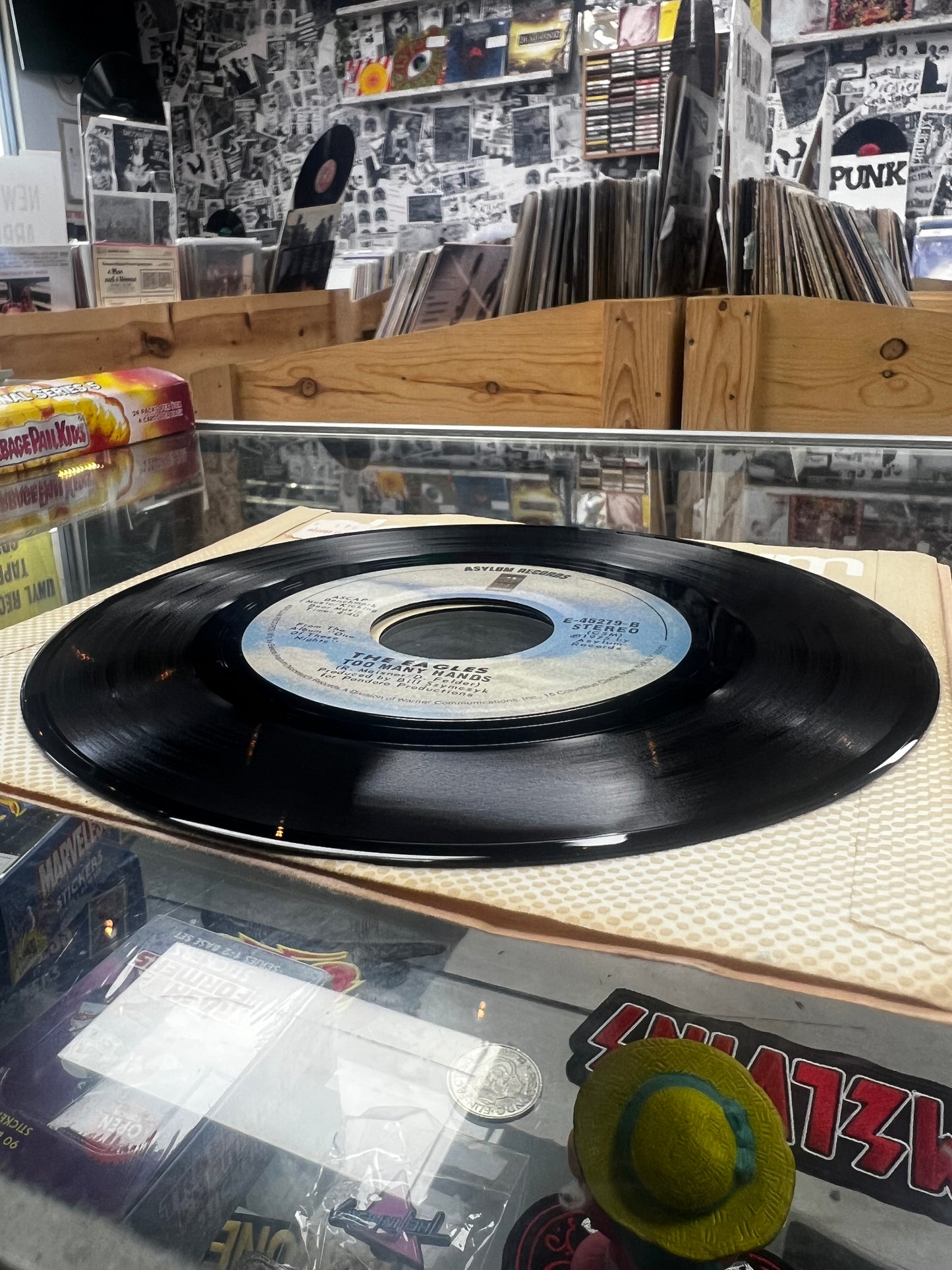 The Eagles – Lyin' Eyes 7”