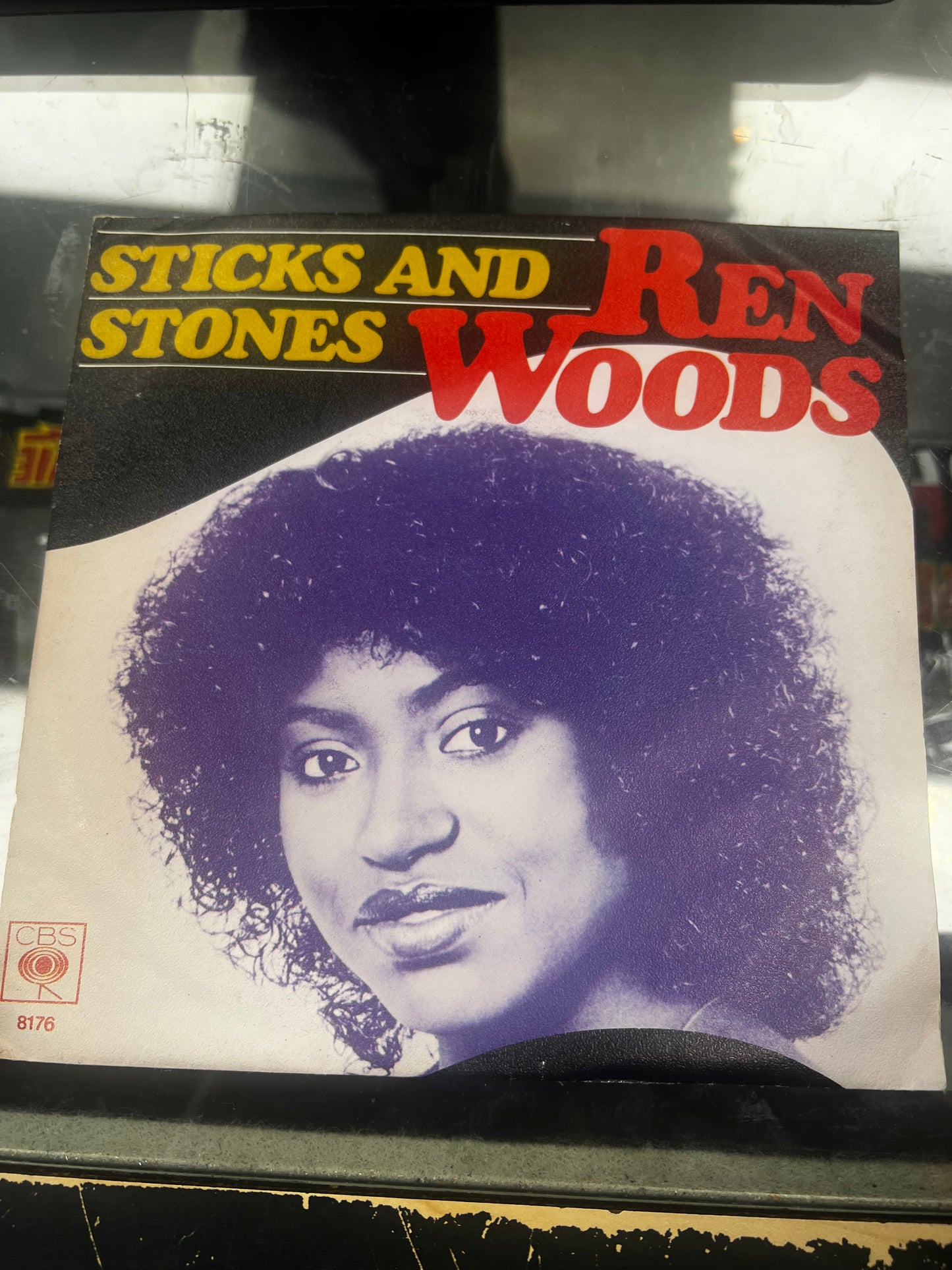 Ren Woods – Sticks And Stones / Straight To Love 7”