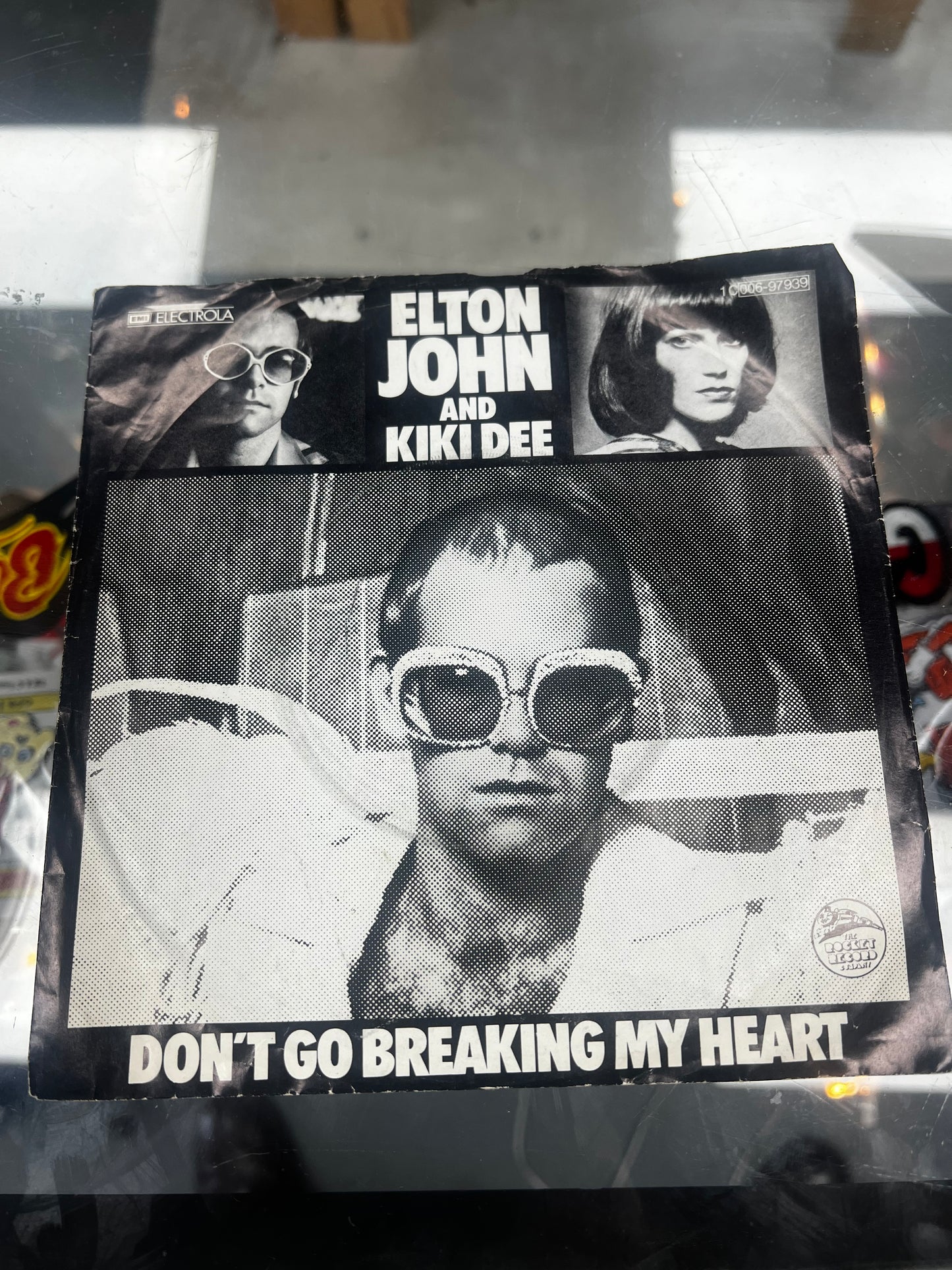Elton John And Kiki Dee – Don't Go Breaking My Heart 7”