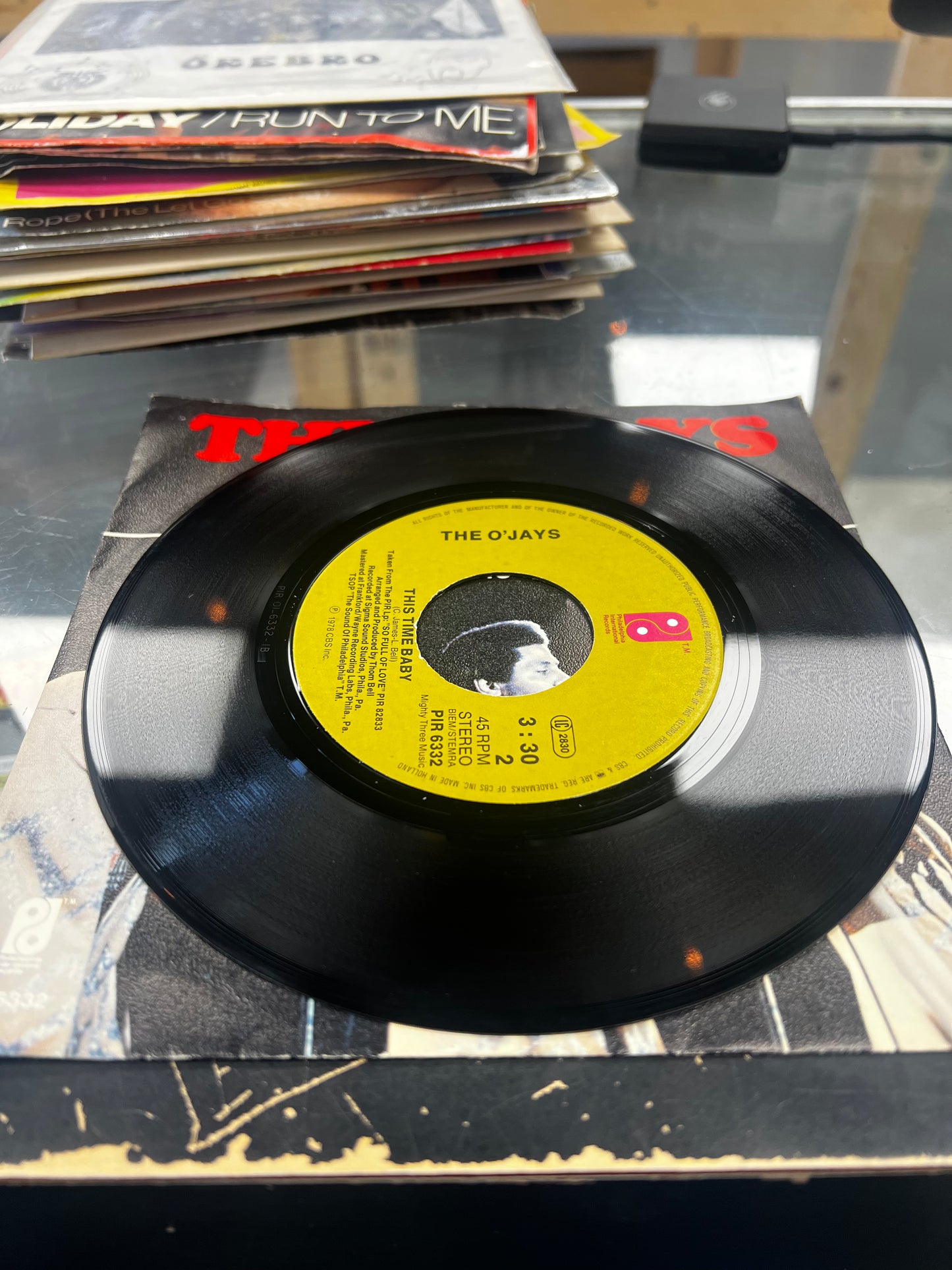 The O'Jays – Use Ta Be My Girl / This Time Baby 7”