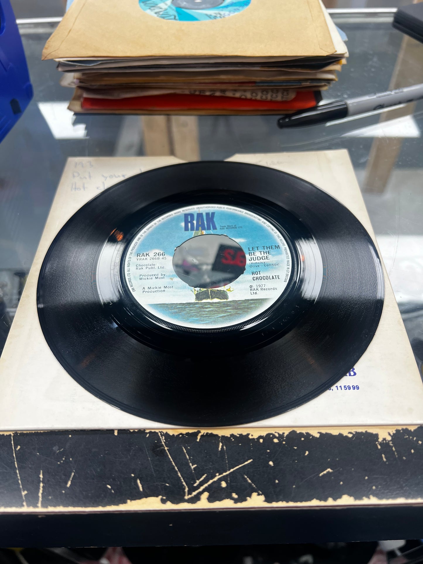 Hot Chocolate – Put Your Love In Me 7”