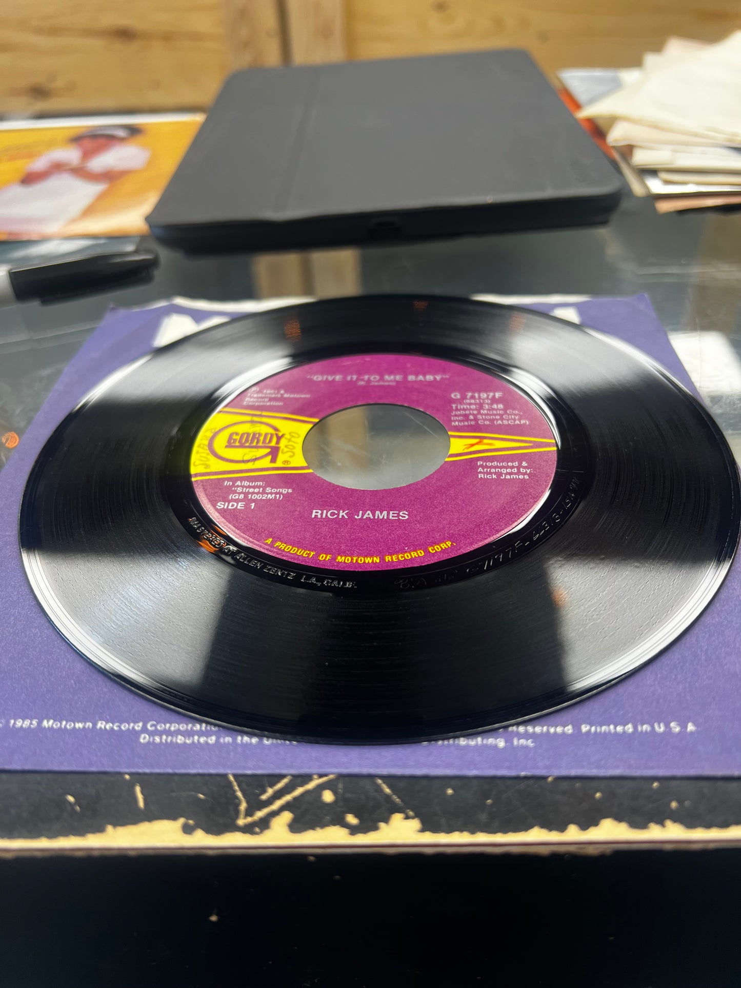 Rick James – Give It To Me Baby 7”