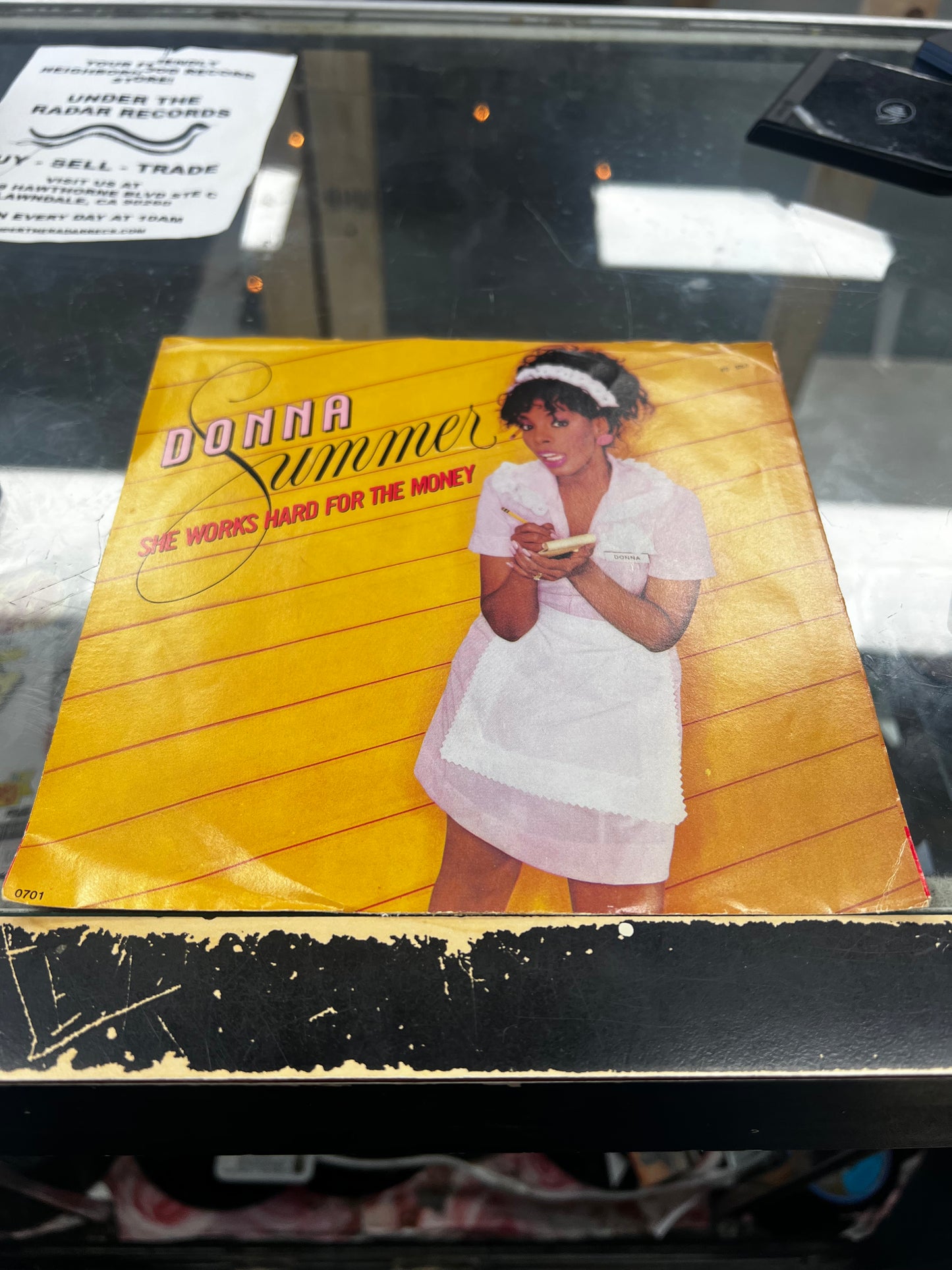 Donna Summer – She Works Hard For The Money 7”