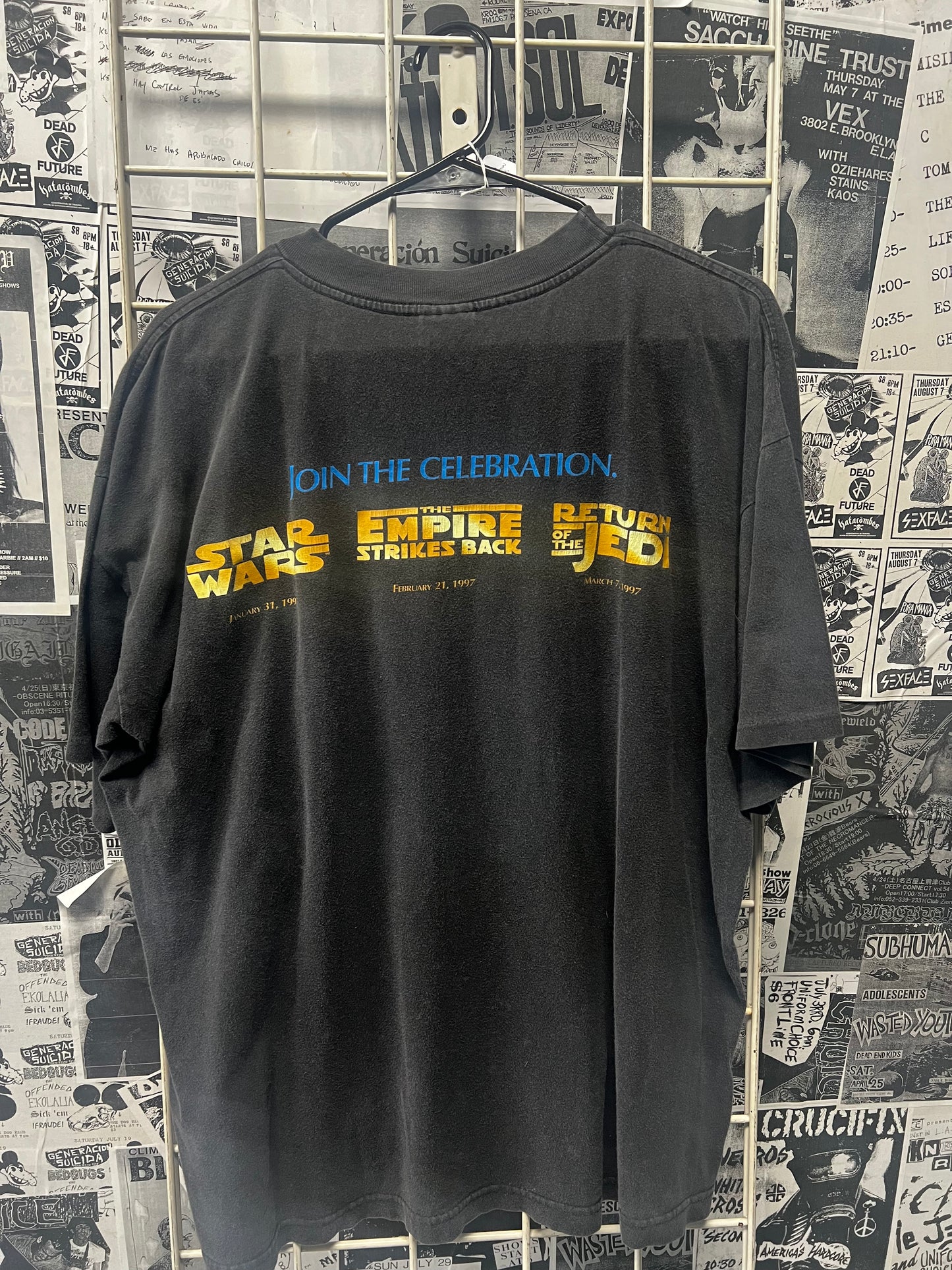 Star Wars Special Edition VHS + Shirt Bundle (1997)