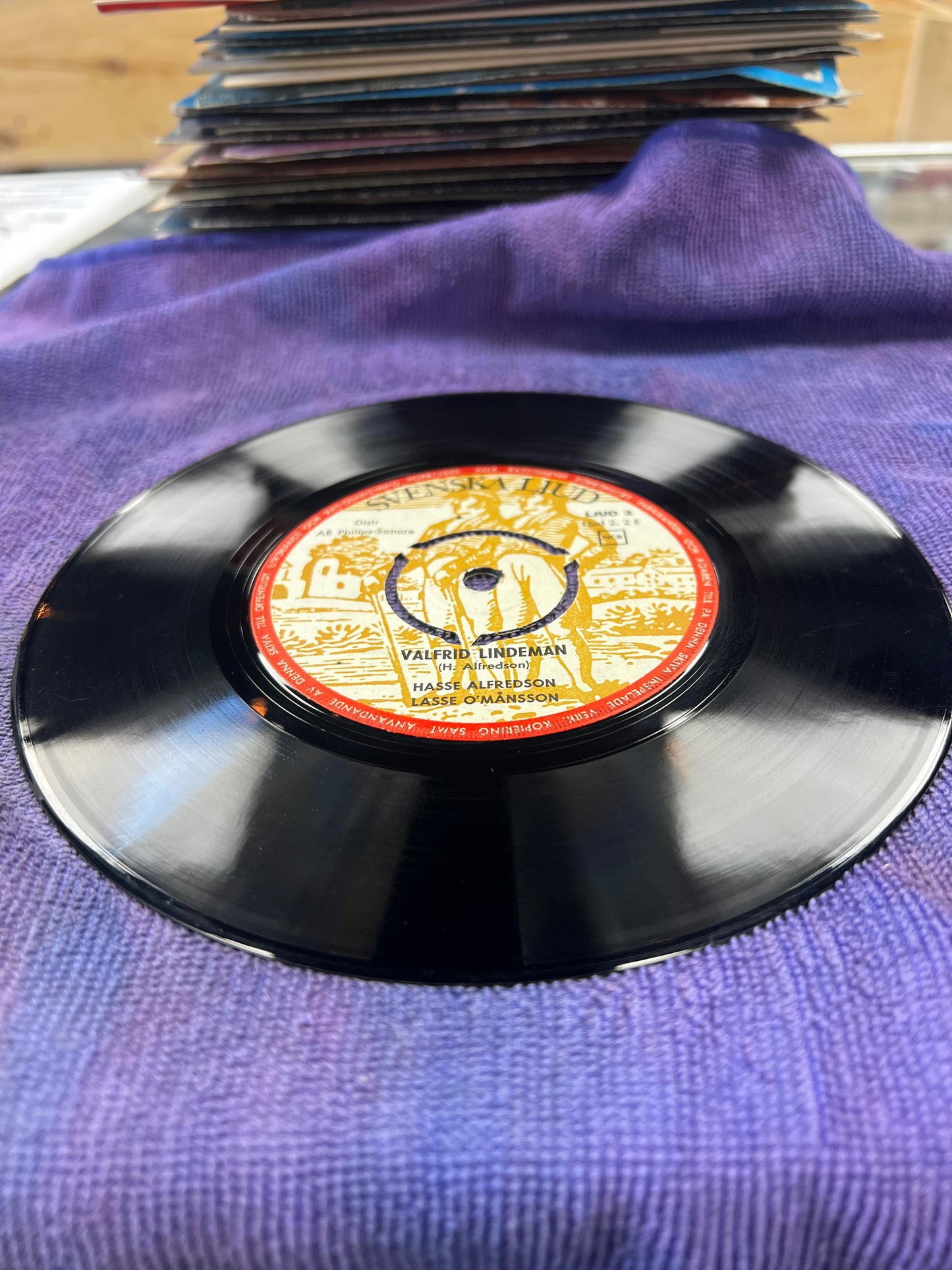 Hasse Alfredson – Ringaren / Valfrid Lindeman 7”