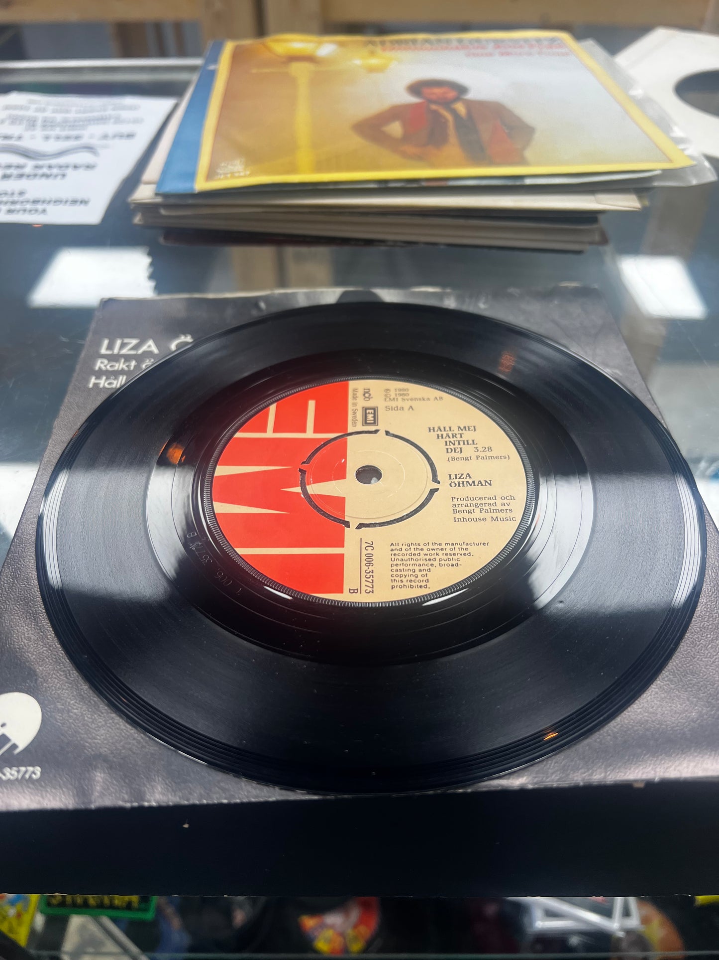 Liza Öhman – Rakt Över Disk / Håll Mej Hårt Intill Dej 7”