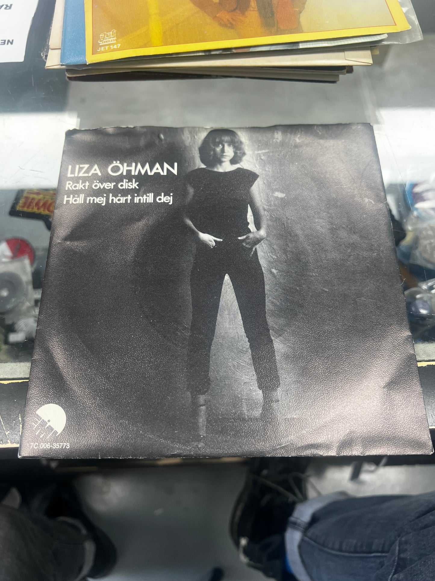 Liza Öhman – Rakt Över Disk / Håll Mej Hårt Intill Dej 7”