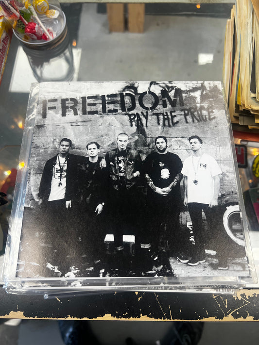 Freedom ‎– Pay The Price BLACK VINYL 7”