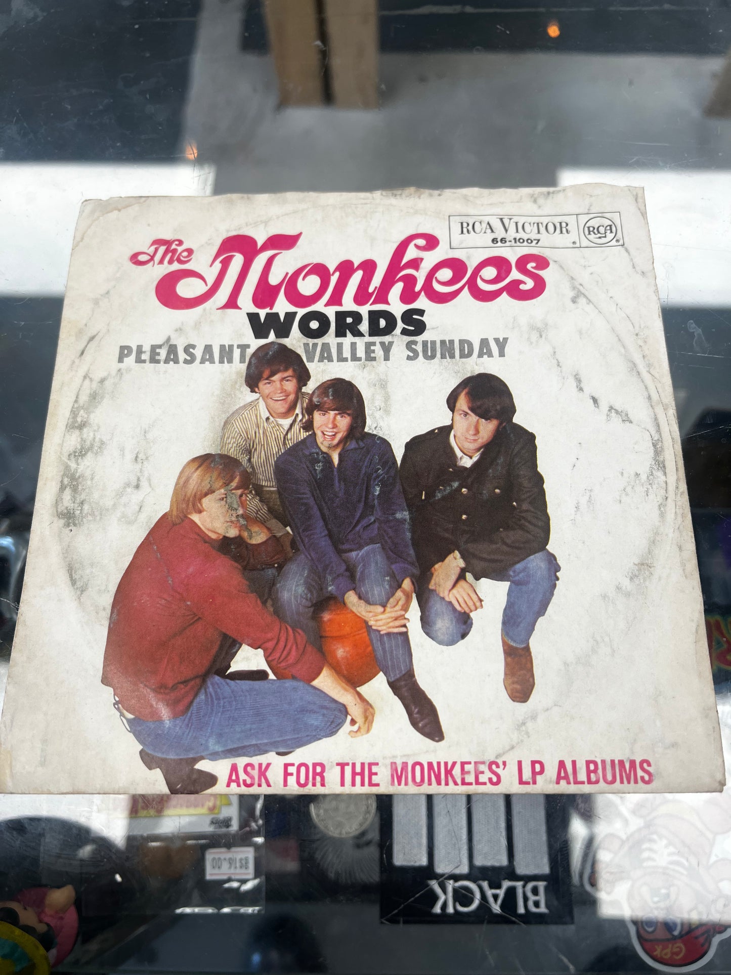 The Monkees ‎– Pleasant Valley Sunday 7”