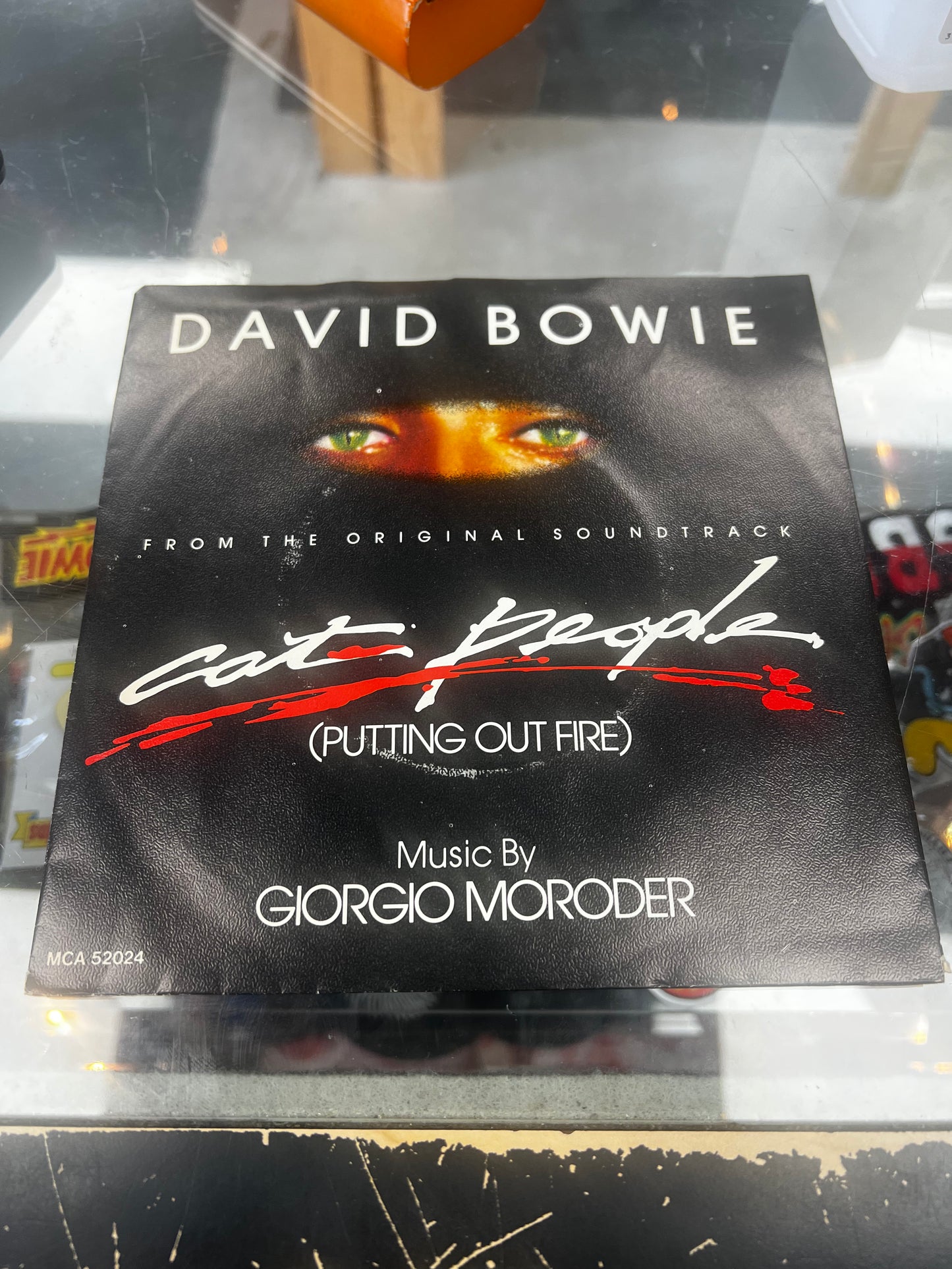 David Bowie ‎– Cat People (Putting Out Fire) 7”