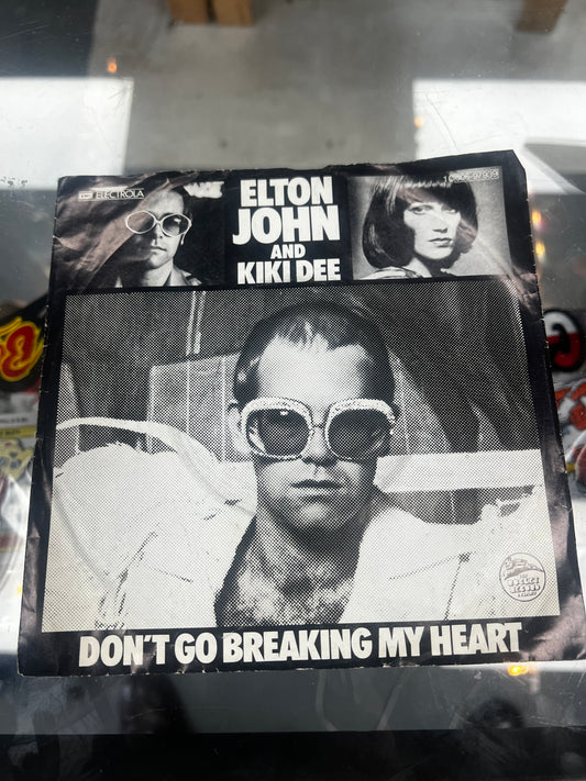 Elton John And Kiki Dee ‎– Don't Go Breaking My Heart 7”