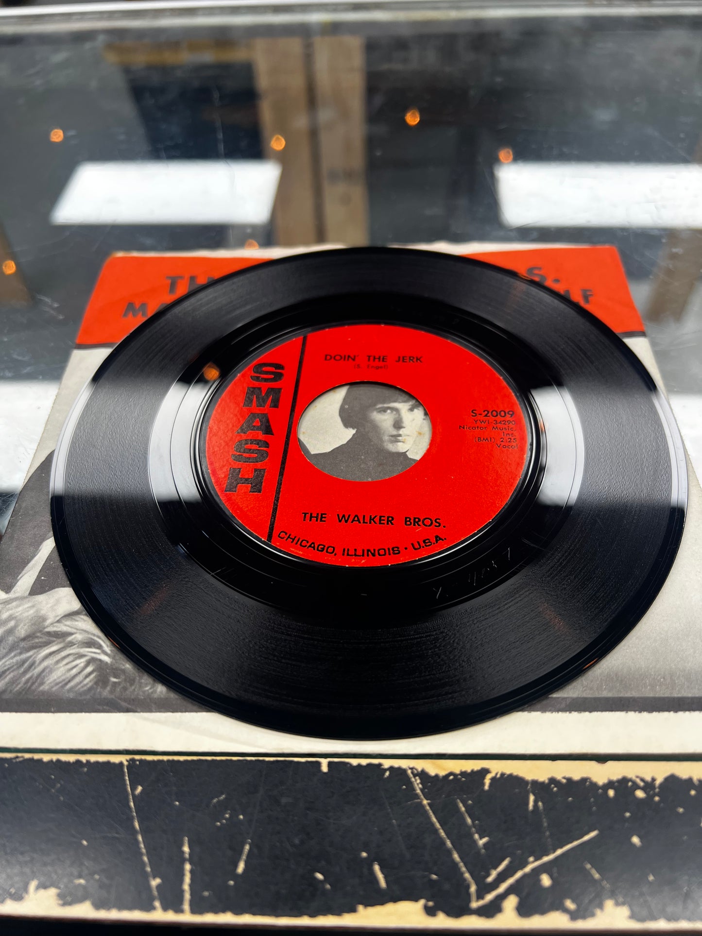 The Walker Bros. ‎– Make It Easy On Yourself / Doin' The Jerk 7”