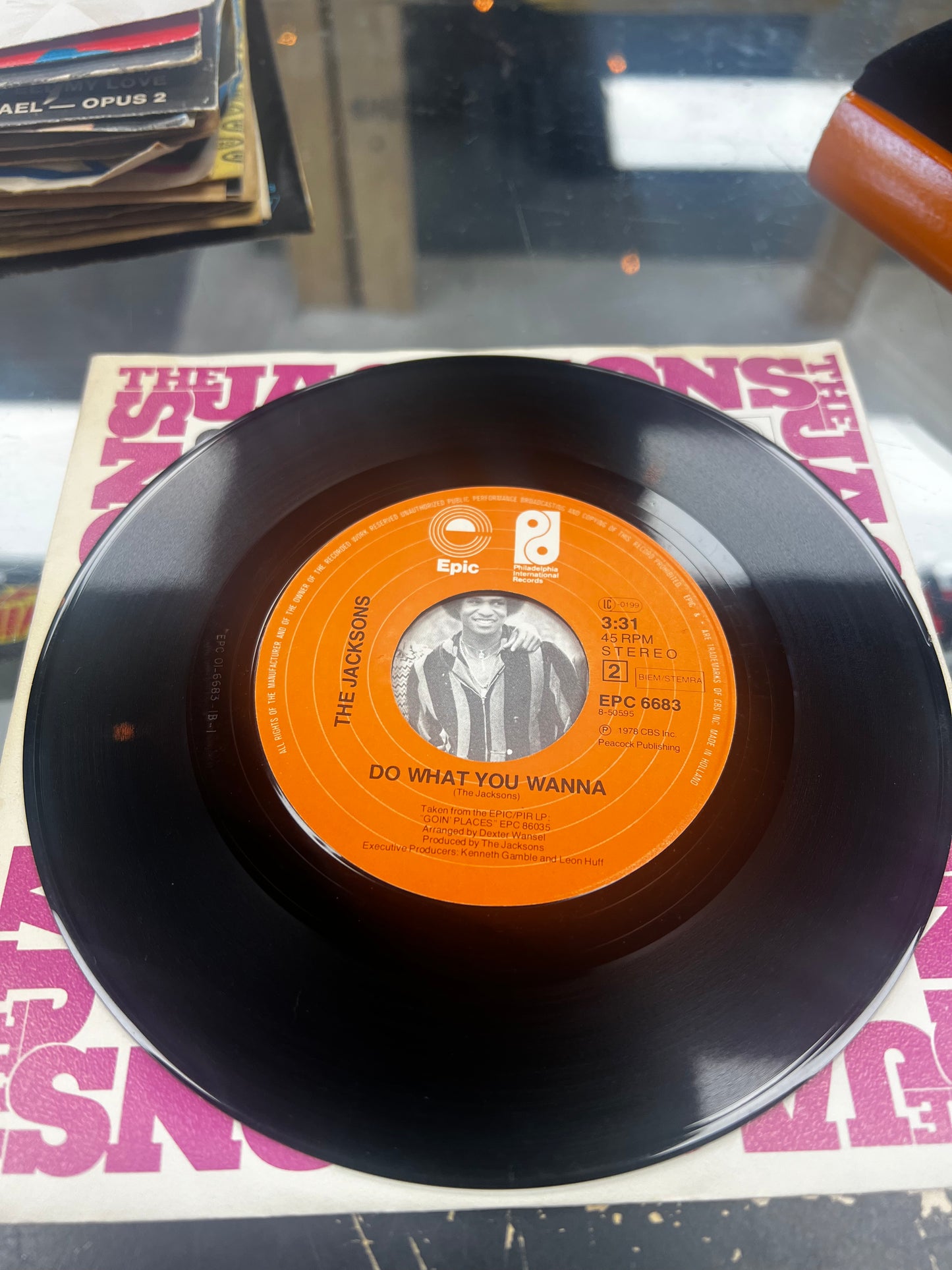 The Jacksons ‎– Blame It On The Boogie / Do What You Wanna 7”