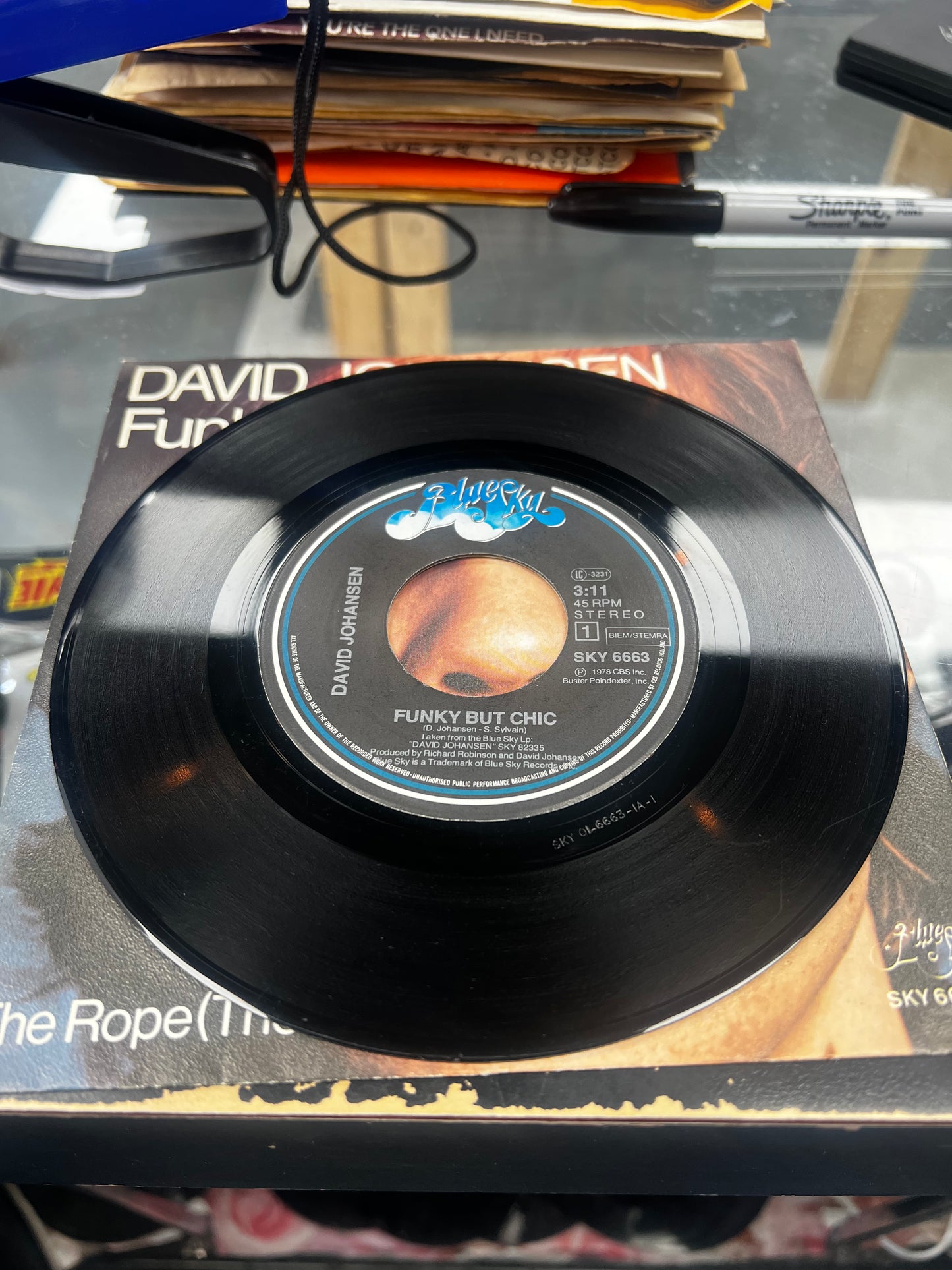 David Johansen ‎– Funky But Chic 7”