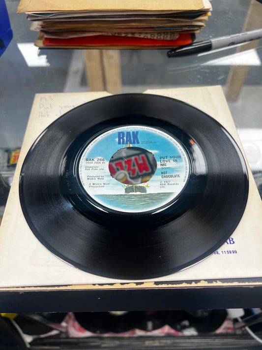 Hot Chocolate ‎– Put Your Love In Me 7”