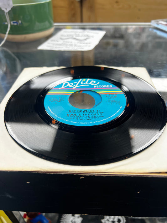 Kool & The Gang ‎– Tonight / Home Is Where The Heart Is 7”