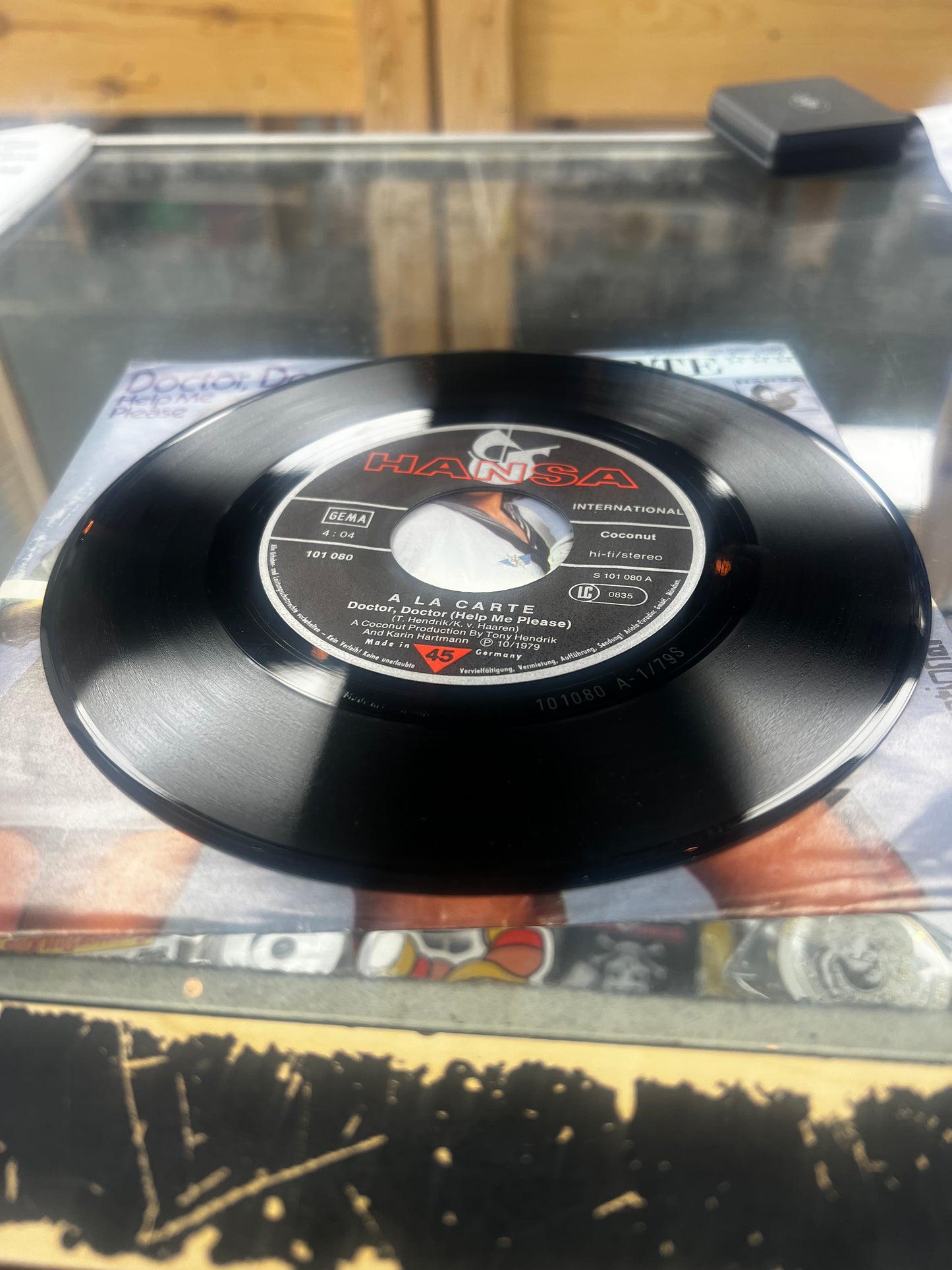 À La Carte ‎– Doctor, Doctor (Help Me Please) 7”